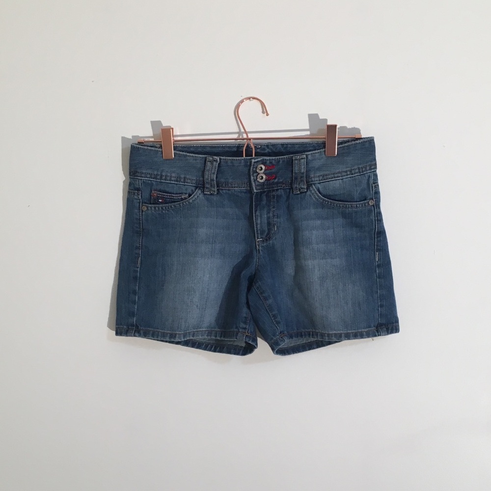 3/25 Vintage Tommy Hilfiger Jean Shorts Size 2